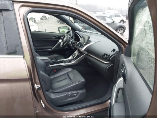 2022 MITSUBISHI ECLIPSE CROSS JA4ATWAA7NZ003786 Photo 4