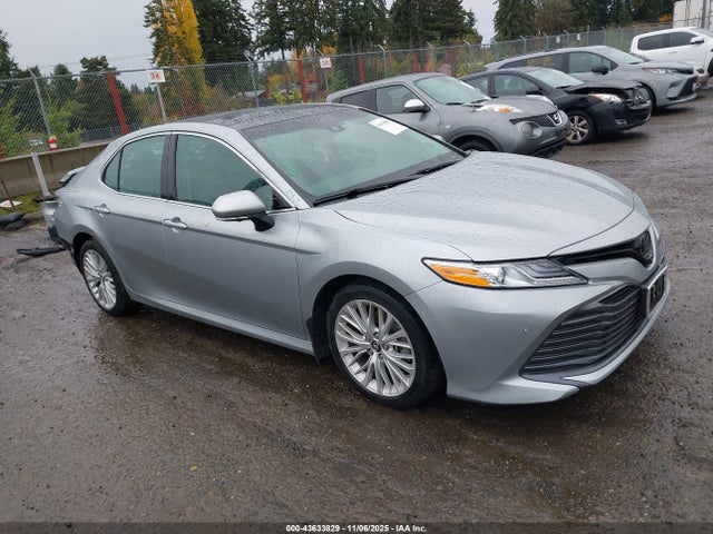 4T1BZ1HK3JU020694 Toyota Camry Xle V6
