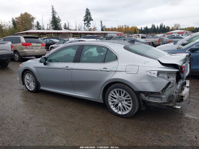 4T1BZ1HK3JU020694 Toyota Camry Xle V6