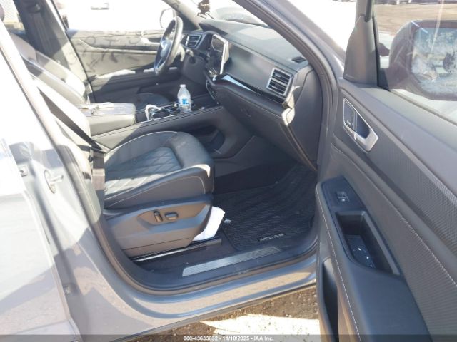 2024 VOLKSWAGEN ATLAS CROSS SPORT 1V2FE2CA3RC249351 Photo 4