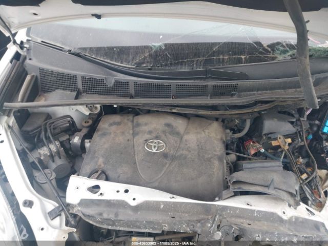 2017 TOYOTA SIENNA 5TDZZ3DC6HS773454 Photo 9