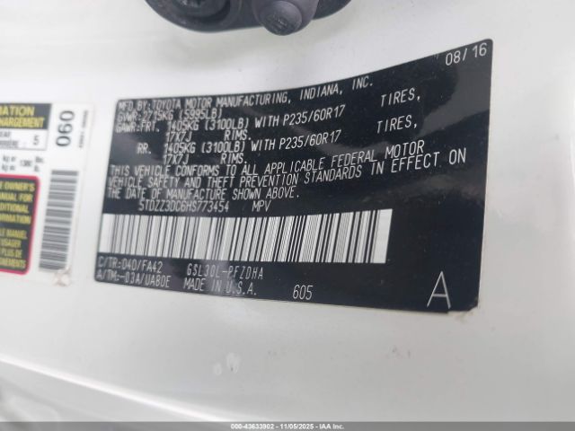 2017 TOYOTA SIENNA 5TDZZ3DC6HS773454 Photo 8