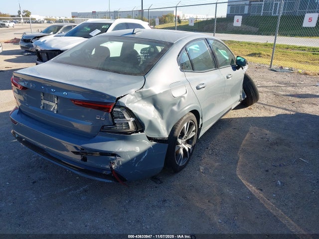 2024 VOLVO S60 7JRL12FK4RG321320 Photo 3