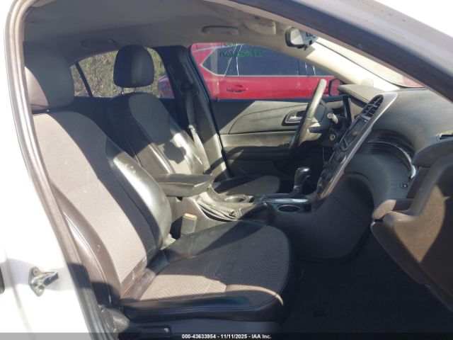 2015 CHEVROLET MALIBU 1G11D5SL3FF121441 Photo 4