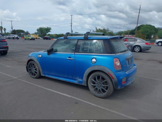 2008 MINI COOPER S WMWMF73518TT86953 Photo 2