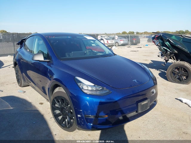 2022 TESLA MODEL Y 7SAYGDEE3NA002120 Photo 0