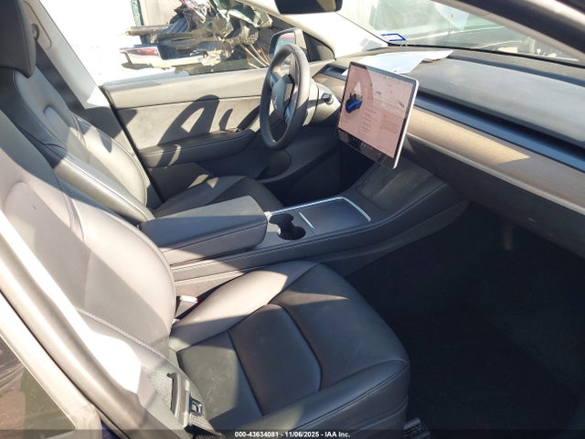 2022 TESLA MODEL Y 7SAYGDEE3NA002120 Photo 4
