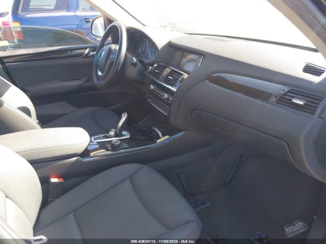 2017 BMW X3 5UXWX9C39H0W73766 Photo 4