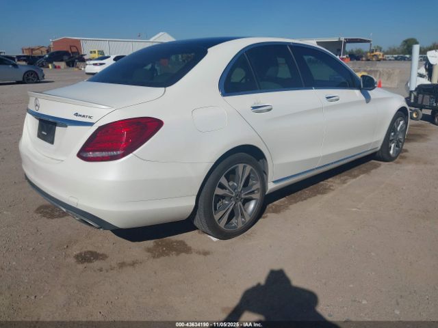 2018 MERCEDES-BENZ C 300 55SWF4KB7JU245698 Photo 3
