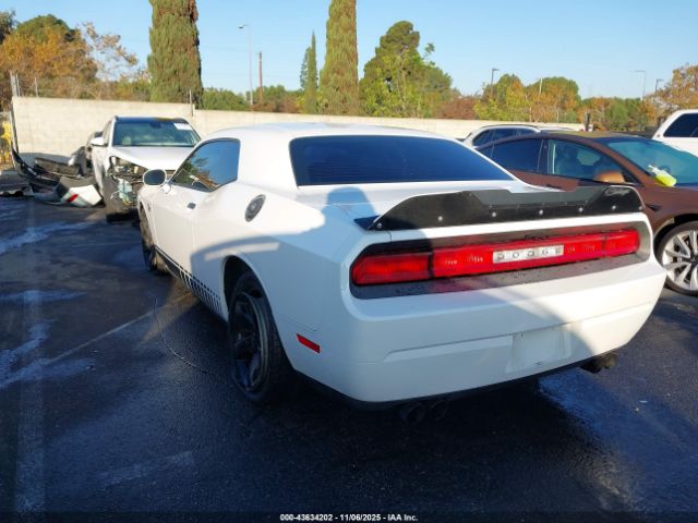 2013 DODGE CHALLENGER 2C3CDYAG8DH582012 Photo 2