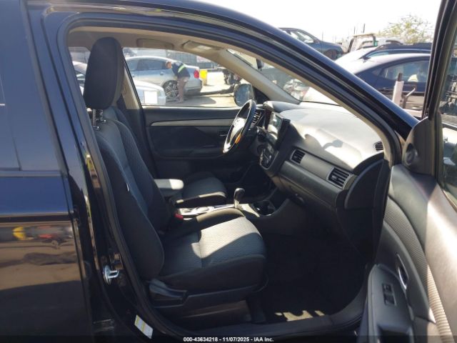 2014 MITSUBISHI OUTLANDER JA4AD3A38EZ015295 Photo 4