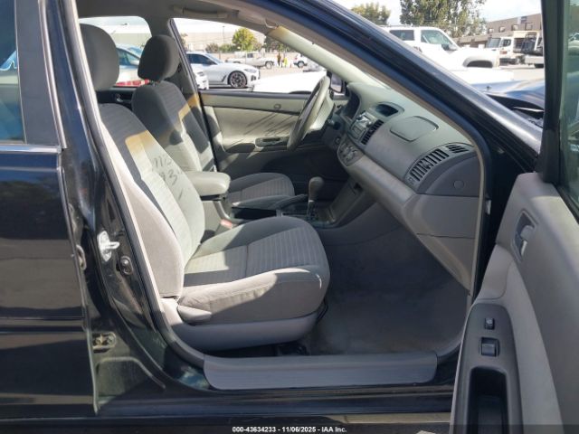 2005 TOYOTA CAMRY 4T1BF32K45U619039 Photo 4