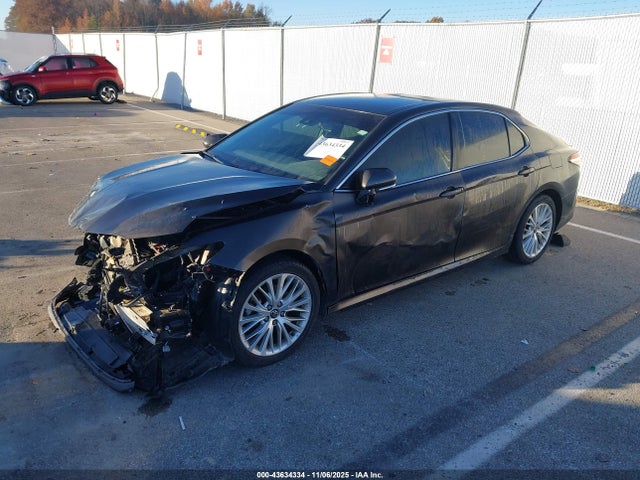 Продажа на аукционе авто 2018 Toyota Camry Xle, vin: 4T1B11HK1JU011824, номер лота: 43634334