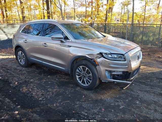 Lincoln Nautilus Standard 2020 2LMPJ6J90LBL35144 Image 38