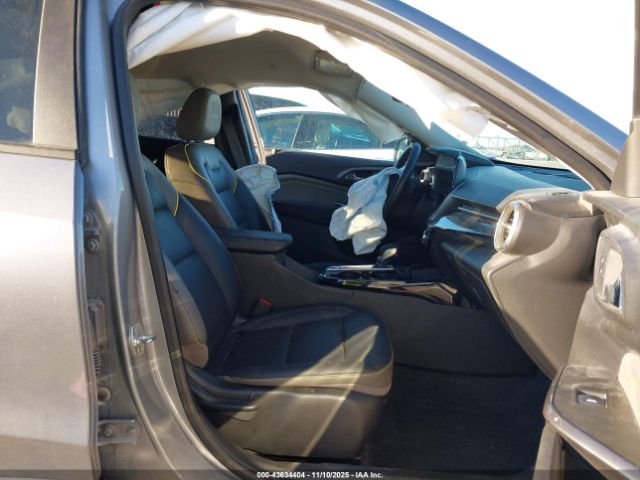 2025 CHEVROLET TRAX KL77LKEP7SC043708 Photo 4