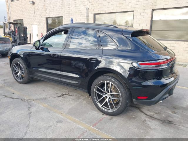 2024 PORSCHE MACAN WP1AA2A51RLB08662 Photo 2