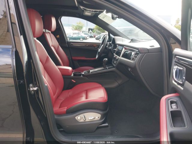 2024 PORSCHE MACAN WP1AA2A51RLB08662 Photo 4
