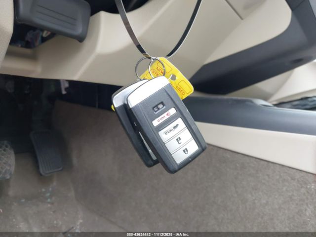 2018 ACURA RDX 5J8TB4H33JL018121 Photo 10