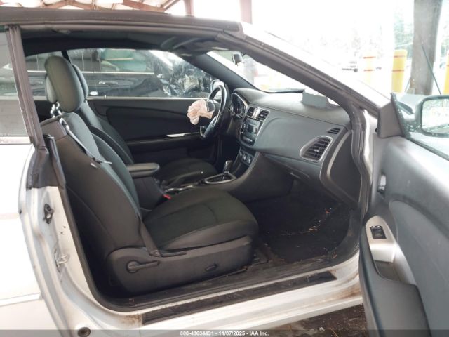 2011 CHRYSLER 200 1C3BC2EG9BN537705 Photo 4