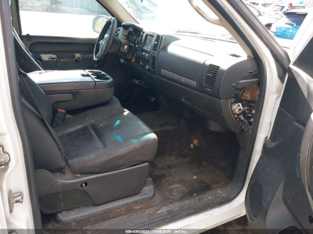 2011 CHEVROLET SILVERADO 1500 3GCPKSEA5BG195646 Photo 4