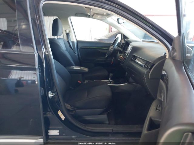 2019 MITSUBISHI OUTLANDER JA4AZ3A39KZ009888 Photo 4