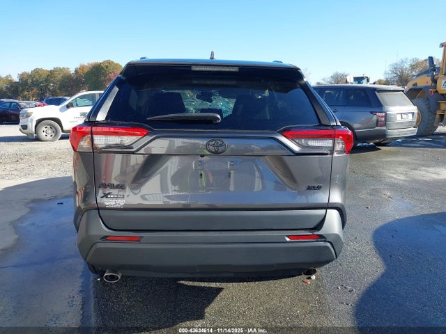 Продаж на аукціоні авто 2022 Toyota Rav4 Xle, vin: 2T3W1RFV2NC187373, номер лоту: 43634614