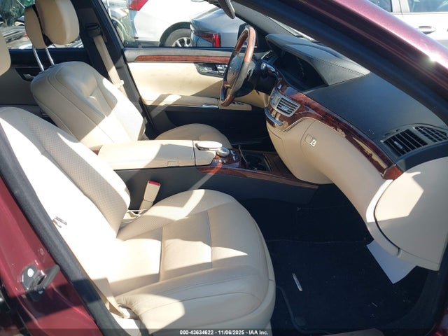 2011 MERCEDES-BENZ S 550 WDDNG7BB4BA390743 Photo 4