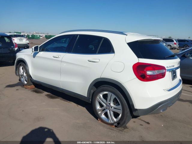 2016 MERCEDES-BENZ GLA 250 WDCTG4GB4GJ190455 Photo 2