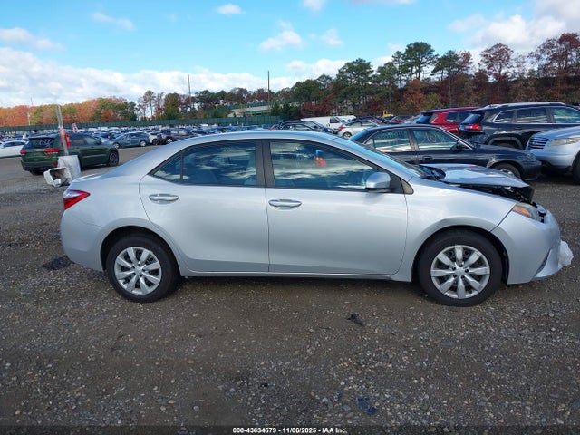 Продажа на аукционе авто 2015 Toyota Corolla Le, vin: 2T1BURHE8FC303768, номер лота: 43634679