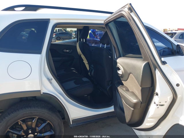 Jeep Cherokee 2014 1C4PJLCB5EW295188 Image 8