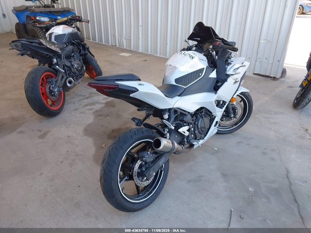 2025 KAWASAKI EX500 ML5EXGH12SDA41634 Photo 3