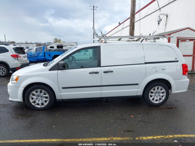 RAM Cargo Tradesman 2015 2C4JRGAG9FR681112 Image 13