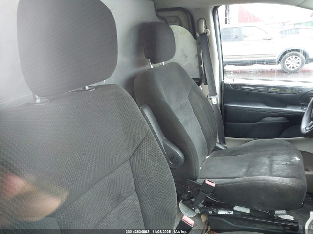 RAM Cargo Tradesman 2015 2C4JRGAG9FR681112 Image 8