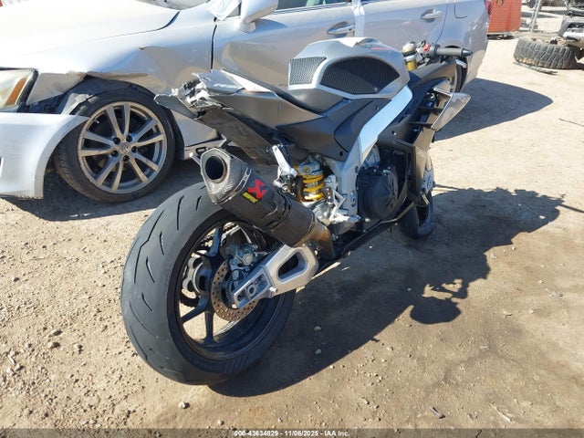 2021 APRILIA RSV4 ZD4KYUA07MS000311 Photo 3