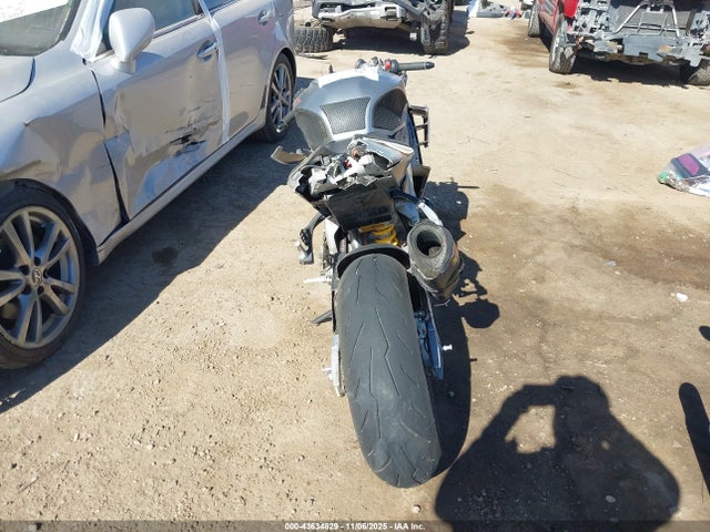 2021 APRILIA RSV4 ZD4KYUA07MS000311 Photo 5