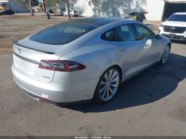 2013 TESLA MODEL S 5YJSA1DP6DFP20977 Photo 3