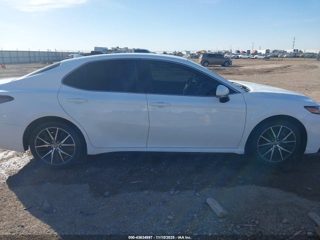 2021 Toyota Camry Se მანქანა იყიდება აუქციონზე, vin: 4T1T11AK7MU612660, აუქციონის ნომერი: 43634897