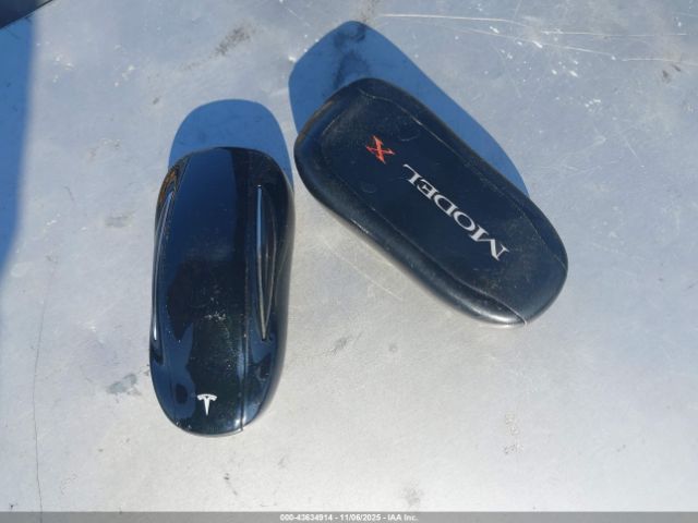 2021 TESLA MODEL X 5YJXCBE25MF324824 Photo 10