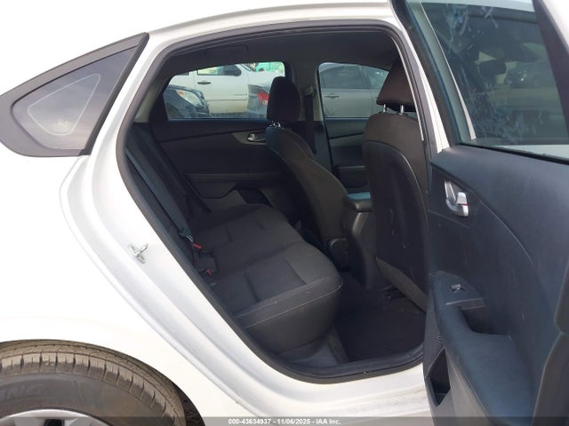 Aukcja sprzedaży 2021 Kia Forte Fe, vin: 3KPF24AD8ME275948, numer aukcji: 43634937