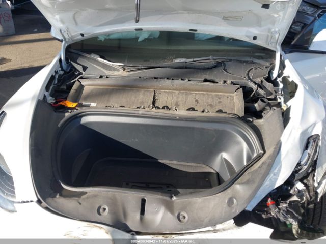 2023 TESLA MODEL Y 7SAYGDEE4PF620004 Photo 9
