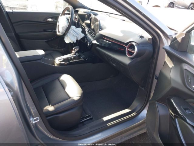 2025 CHEVROLET TRAX KL77LJEP9SC281618 Photo 4