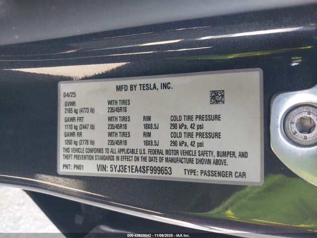 2025 TESLA MODEL 3 5YJ3E1EA4SF999653 Photo 8