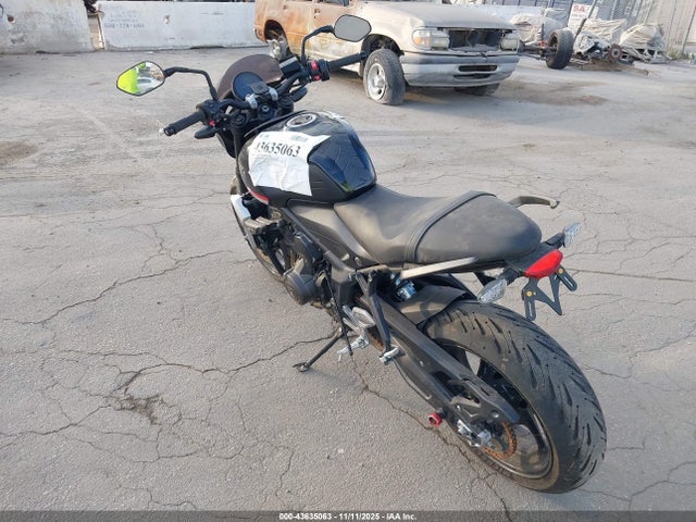 2023 TRIUMPH MOTORCYCLE TRIDENT 660 SMTL10UL9PTBK0214 Photo 2