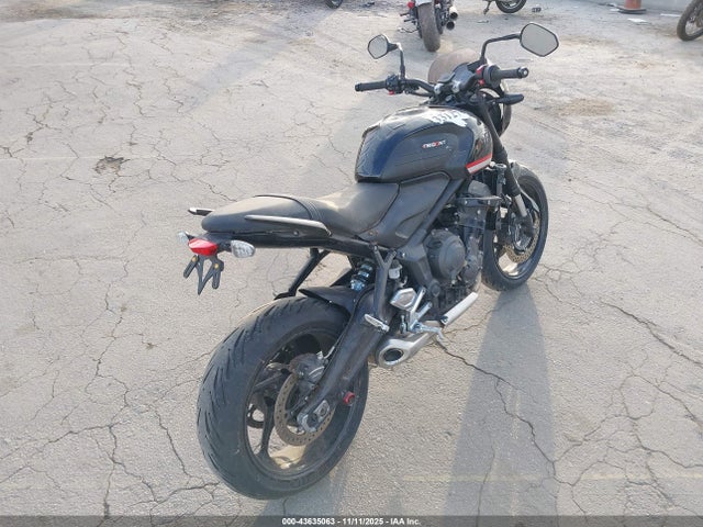 2023 TRIUMPH MOTORCYCLE TRIDENT 660 SMTL10UL9PTBK0214 Photo 3
