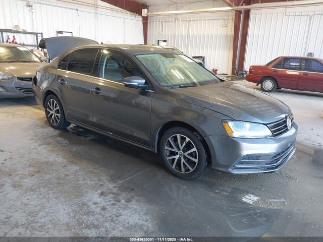2017 VOLKSWAGEN JETTA 3VWDB7AJ5HM270472