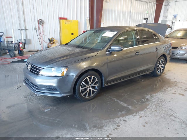 2017 VOLKSWAGEN JETTA 3VWDB7AJ5HM270472 Photo 1