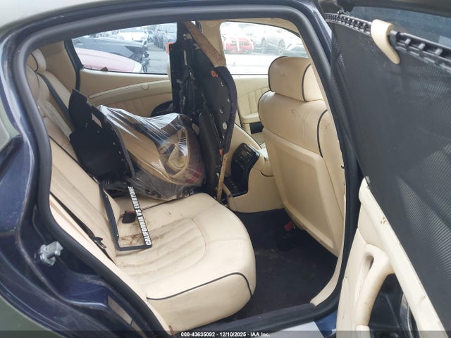 2007 MASERATI QUATTROPORTE ZAMFE39A470031525 Photo 7