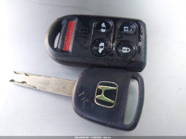 43635129 :رقم المزاد ، 5FNRL38746B048452 vin ، 2006 Honda Odyssey Ex-l مزاد بيع