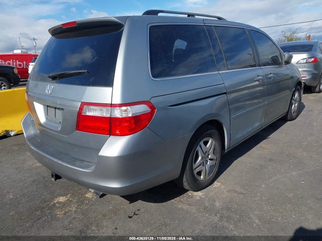 43635129 :رقم المزاد ، 5FNRL38746B048452 vin ، 2006 Honda Odyssey Ex-l مزاد بيع