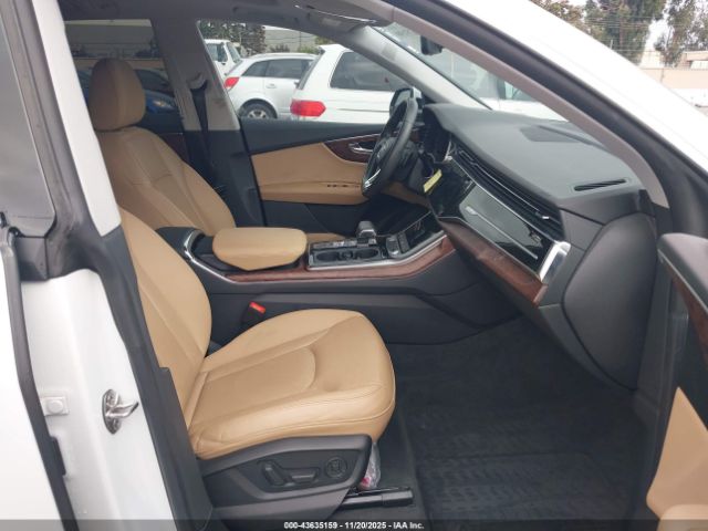2019 AUDI Q8 WA1BVAF11KD010705 Photo 4